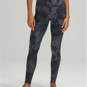 Lululemon Align High-Rise Pant 31"
Diamond Dye Lunar Rock True Navy